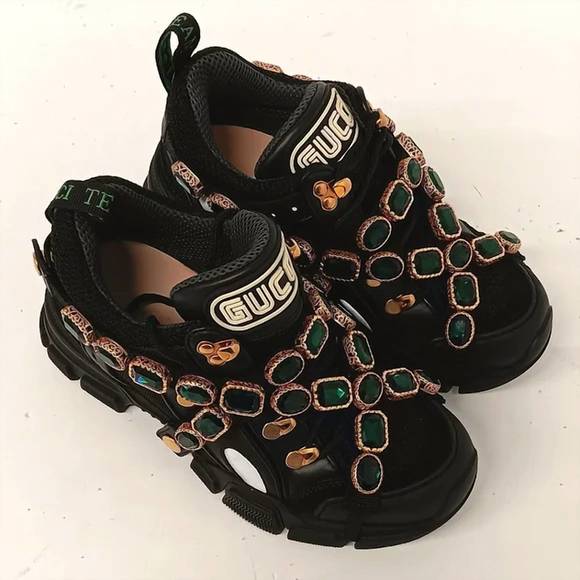 NEW GUCCI women's flashtrek sneakers with crystals in black - Picture 1 of 1